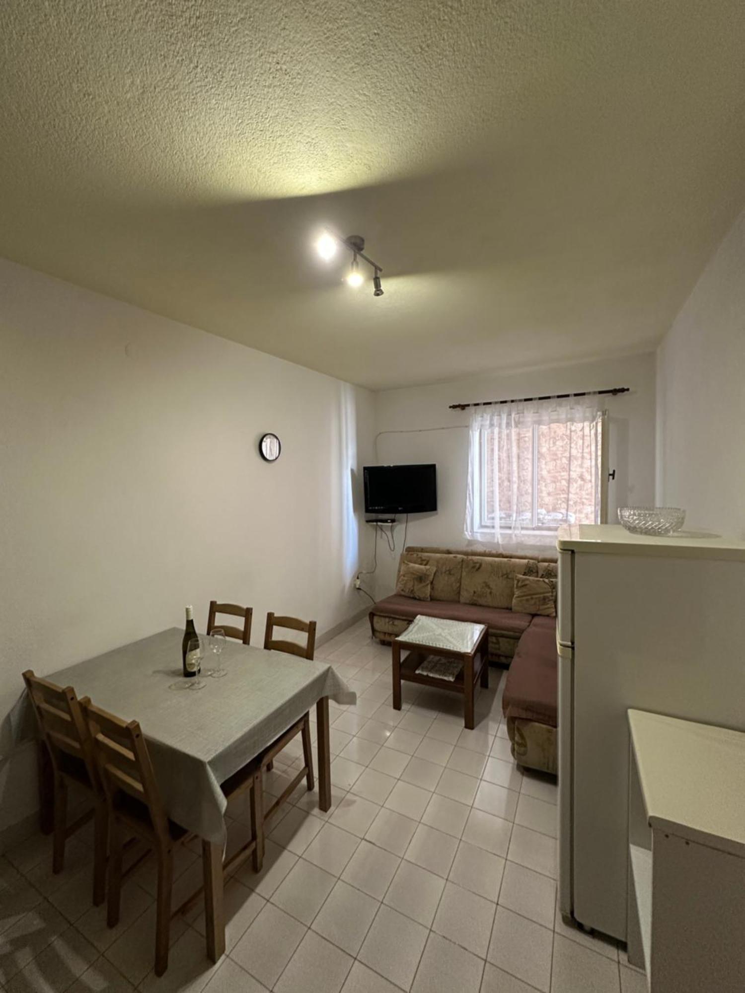 Apartmani Jurica I Ankica Brela Extérieur photo